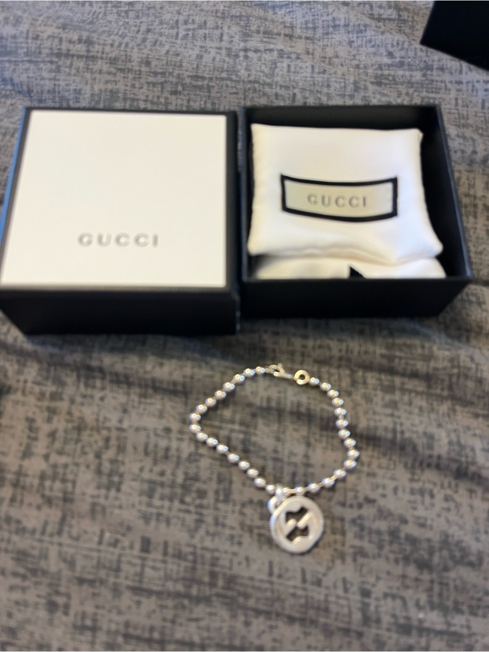 Gucci Silver Beaded Bracelet with Interlocking G Charm size 18 - Picture 7 of 9